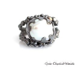 Rafa – pierścionek z perłą barokową